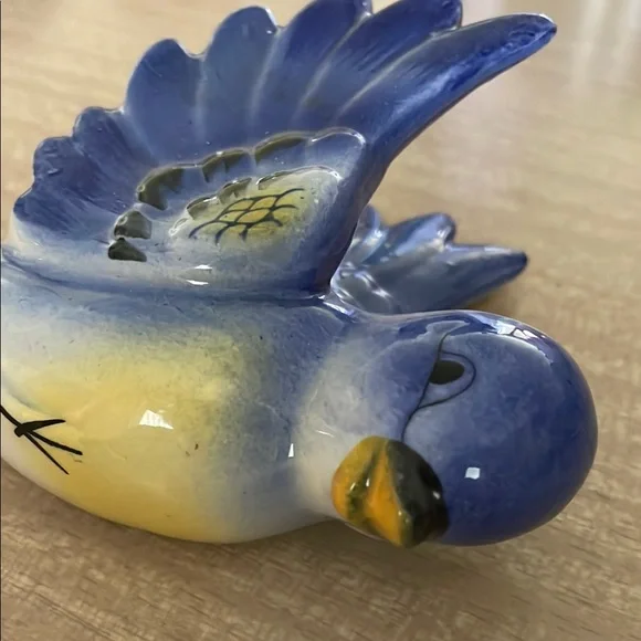 Vintage Ceramic Blue Birds Mother and Baby Wall Hangers - Picture 2 of 10